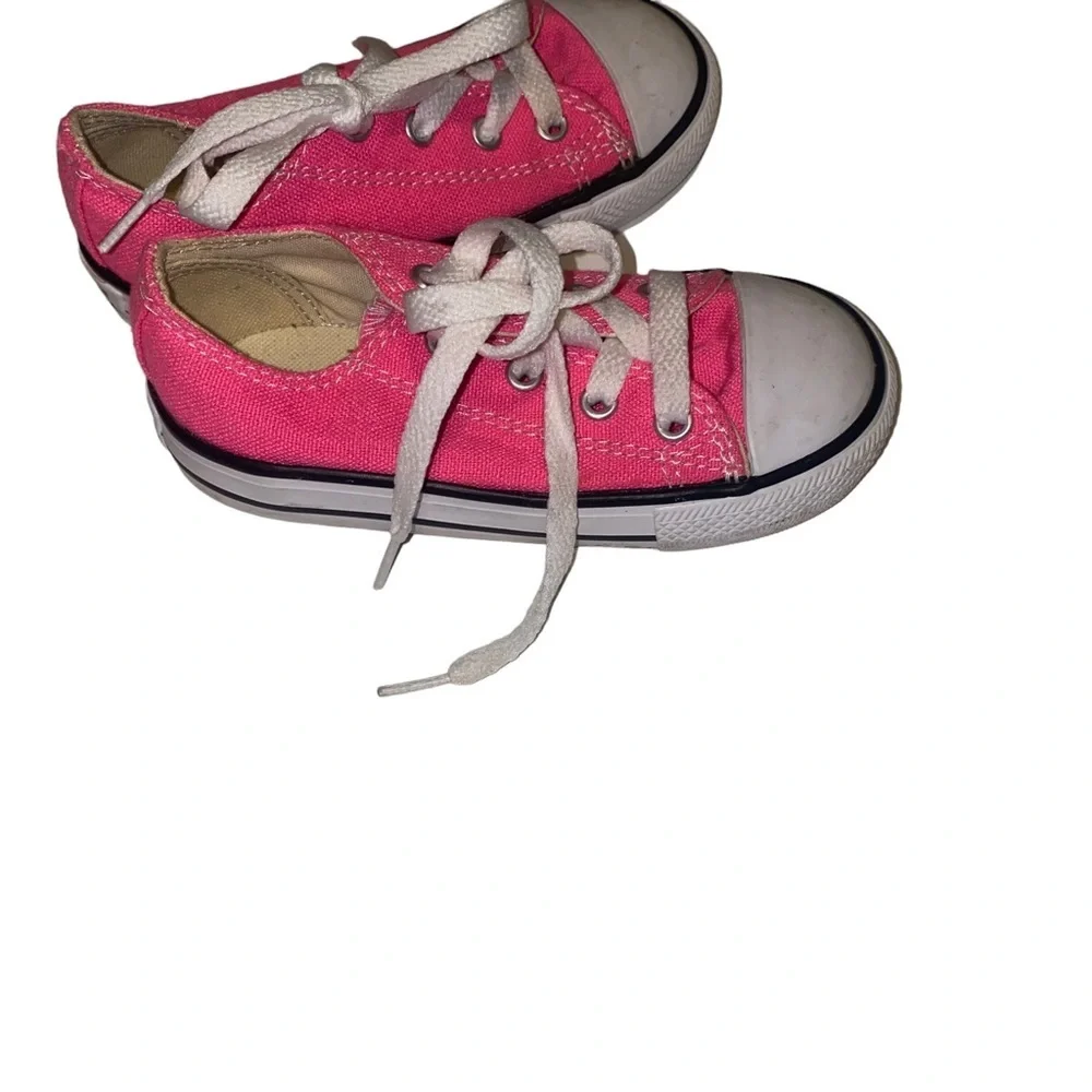 Girls converse all stars pink low top sneakers size 3 baby toddler kids